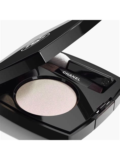 chanel ombre essentielle 220.